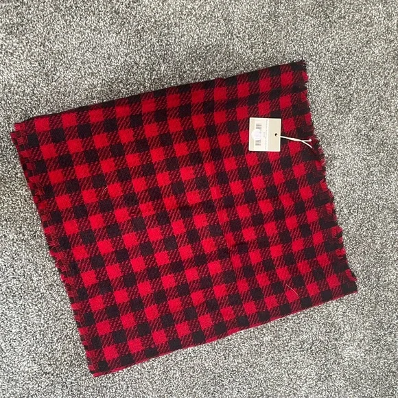 Infinity Scarf - Picture 2 of 3